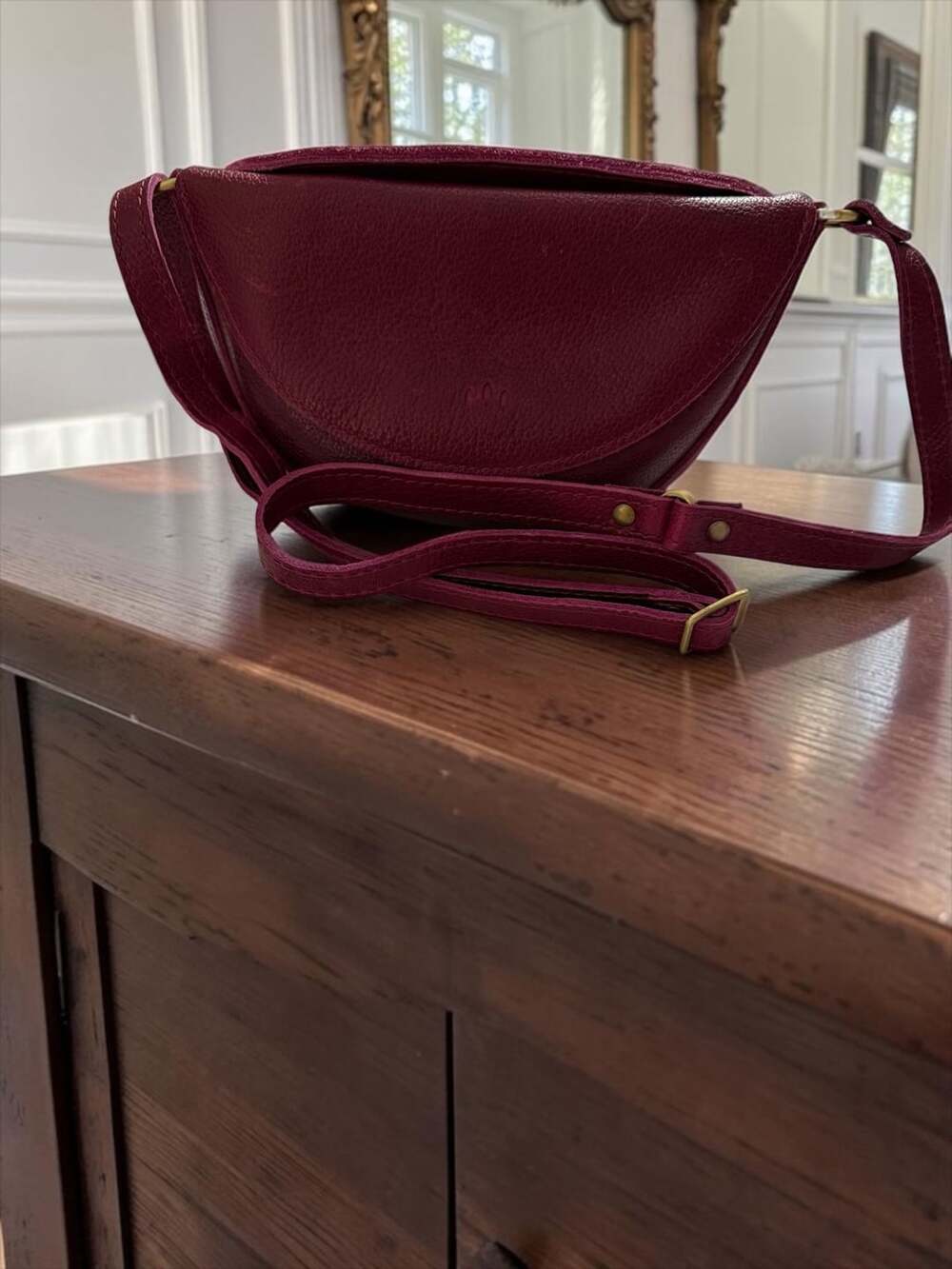 Portland Leather Goods Burgundy Leather Koala Sling Bag Crossbody Size Small